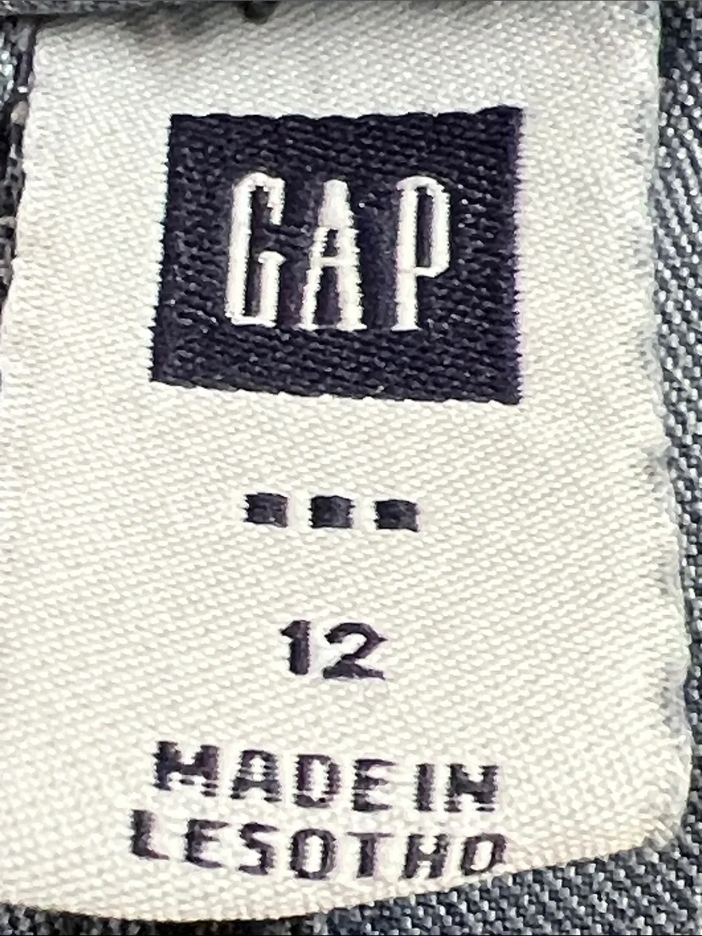 🌞 Gap Vintage 90s y2k Blue Denim Bermuda Shorts with a big cuff women size 12